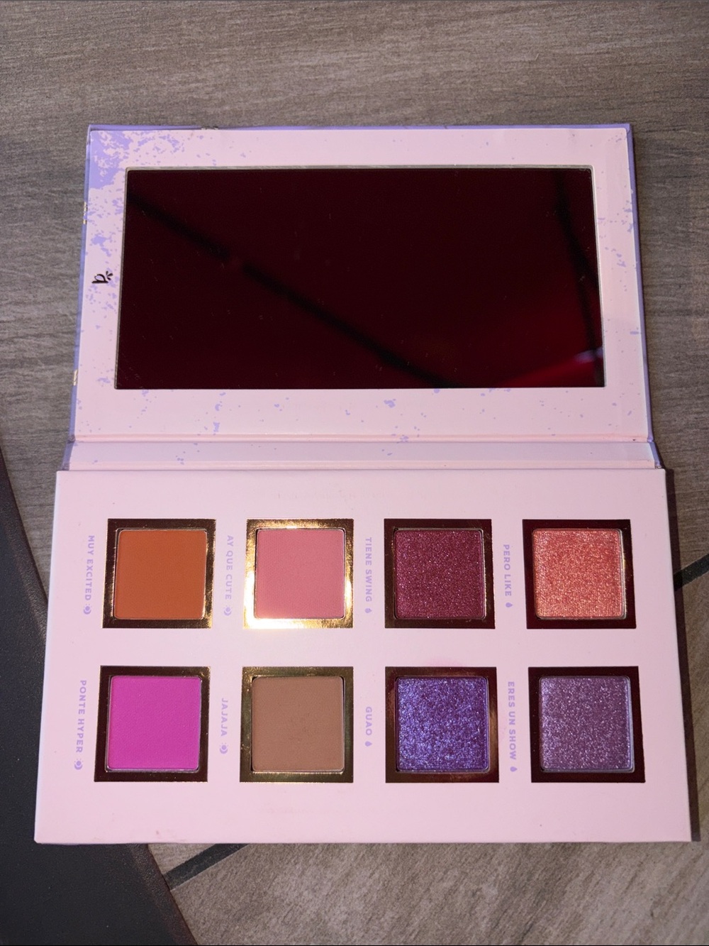 Alamar Spanglish Eyeshadow Palette - Picture 2 of 6